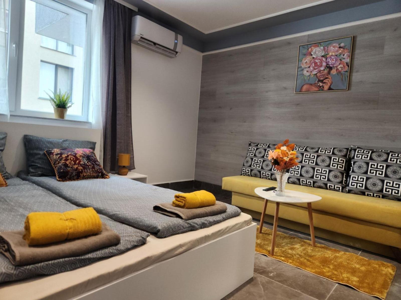 Continental 1 Apartment Sofia